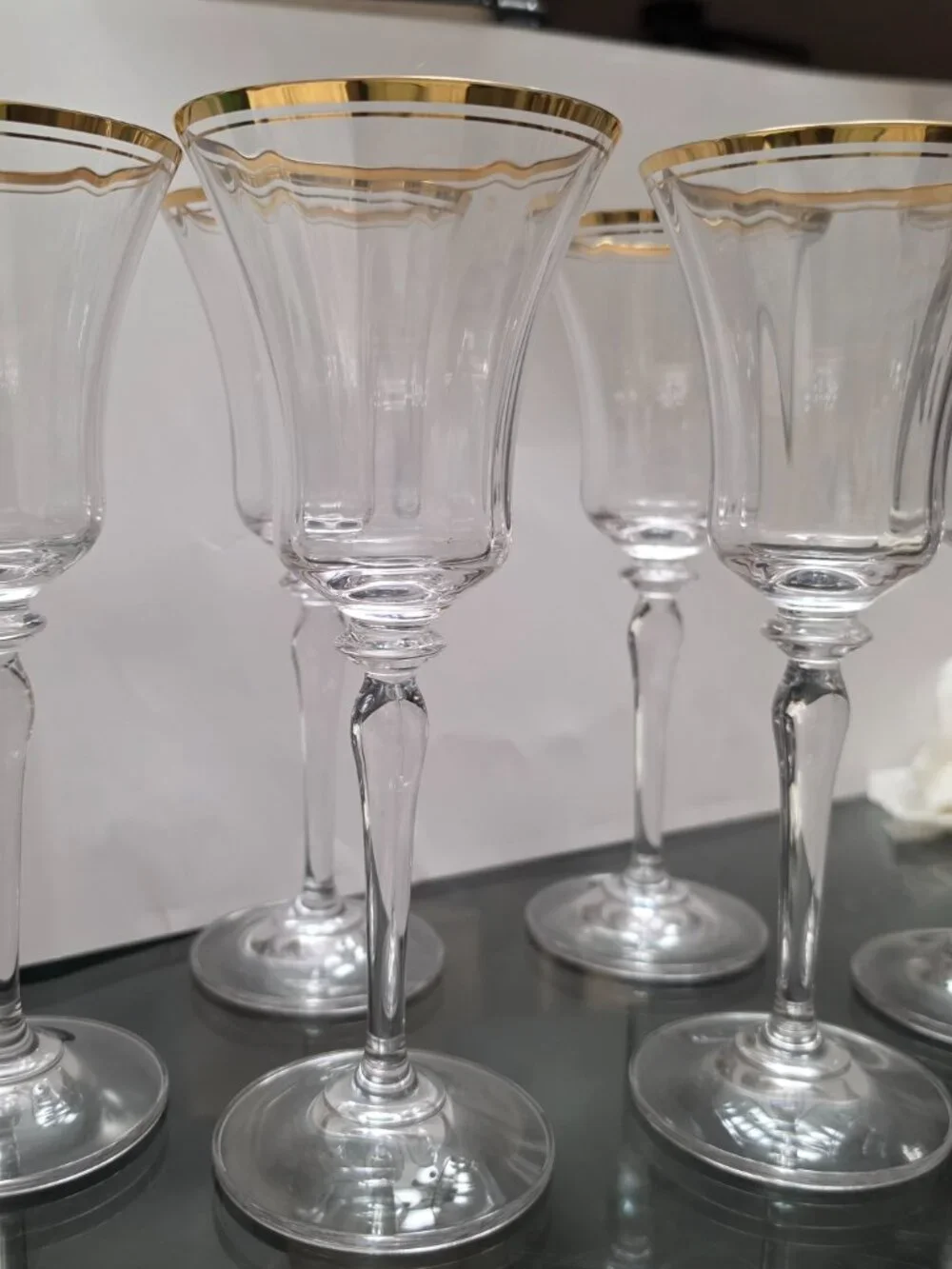 Mikasa Jamestown Crystal Water Goblet Gold Rim 9 1/8